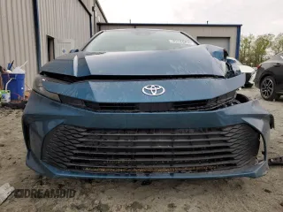 2025 Toyota Camry LE with VIN 4T1DAACK8SU558316, listed as a Copart auction lot 53994435 with 12,327 mi miles and Non Repairable. Bid and sale history available at DreamBid. Image 5.