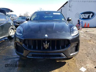 2023 Maserati Grecale Modena with VIN ZN682AVM3P7422553, listed as a Copart auction lot 43583623 with 0 mi miles. Bid and sale history available at carsss.com. Image 5.