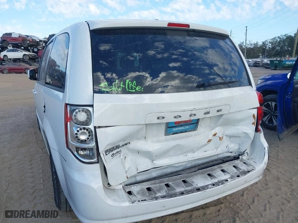 2016 Dodge Grand Caravan American Value Pkg with VIN 2C4RDGBG3GR218349, listed as a IAAI auction lot 41578385 with 130,610 mi miles. Bid and sale history available at carsss.com. Image 19.