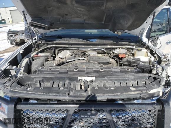 2022 Chevrolet Silverado 3500HD LTZ z VIN 1GC4YUEY4NF273091, wystawiony jako Copart lot #45113795 z przebiegiem 123 680 mil mil oraz Szkoda całkowita • Salvage title. Historia ofert i sprzedaży dostępna na DreamBid. Obrazek 11.