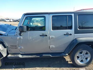 2018 Jeep Wrangler JK Unlimited Sport S with VIN 1C4BJWDG5JL926703, listed as a IAAI auction lot 41382629 with 66,567 mi miles. Bid and sale history available at carsss.com. Image 15.
