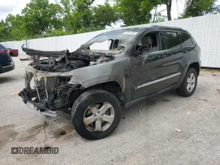 2011 Jeep Grand Cherokee Laredo z VIN 1J4RR4GG5BC530757, wystawiony jako Copart lot #57607105 z przebiegiem Nie podano mil oraz Szkoda całkowita • Salvage title. Historia ofert i sprzedaży dostępna na DreamBid. Obrazek 1.