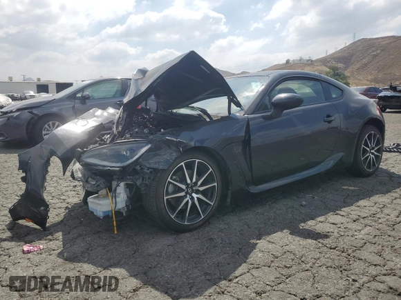 2022 Toyota 86 z VIN JF1ZNBC14N8751299, wystawiony jako Copart lot #72437694 z przebiegiem 38 185 mil mil oraz Nie do naprawy • Non repairable. Historia ofert i sprzedaży dostępna na DreamBid. Obrazek 1.