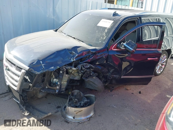 2019 Cadillac Escalade Luxury z VIN 1GYS4BKJ4KR291044, wystawiony jako IAAI lot #41818756 z przebiegiem Nie podano mil oraz . Historia ofert i sprzedaży dostępna na DreamBid. Obrazek 17.