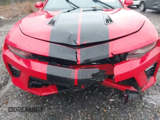 2016 Chevrolet Camaro 2SS с VIN 1G1FH1R78G0143516, выставлен на аукционе IAAI как лот 41566045 с пробегом 95 591 миль миль и . История ставок и продаж доступна на DreamBid. Изображение 6.
