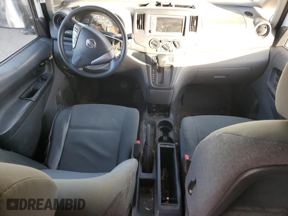 2020 Nissan NV200 S z VIN 3N6CM0KN0LK695679, wystawiony jako Copart lot #44427475 z przebiegiem 134 579 mil mil oraz Szkoda całkowita • Salvage title. Historia ofert i sprzedaży dostępna na DreamBid. Obrazek 8.