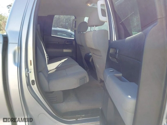 2007 Toyota Tundra SR5 with VIN 5TFBV54187X004258, listed as a IAAI auction lot 41634307 with 241,427 mi miles. Bid and sale history available at carsss.com. Image 8.