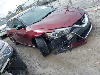 2017 Nissan Maxima SV with VIN 1N4AA6AP4HC362140, listed as a IAAI auction lot 41557091 with 124,150 mi miles. Bid and sale history available at carsss.com. Image 1.