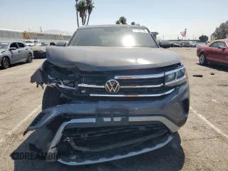 2023 Volkswagen Atlas SE z VIN 1V2JE2CAXPC216712, wystawiony jako Copart lot #58608325 z przebiegiem 22 649 mil mil oraz Szkoda całkowita • Salvage title. Historia ofert i sprzedaży dostępna na DreamBid. Obrazek 5.