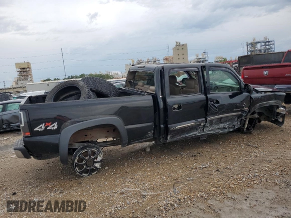 2004 GMC Sierra 2500HD SLT z VIN 1GTHK23114F143006, wystawiony jako Copart lot #55283215 z przebiegiem Nie podano mil oraz Szkoda całkowita • Salvage title. Historia ofert i sprzedaży dostępna na DreamBid. Obrazek 3.