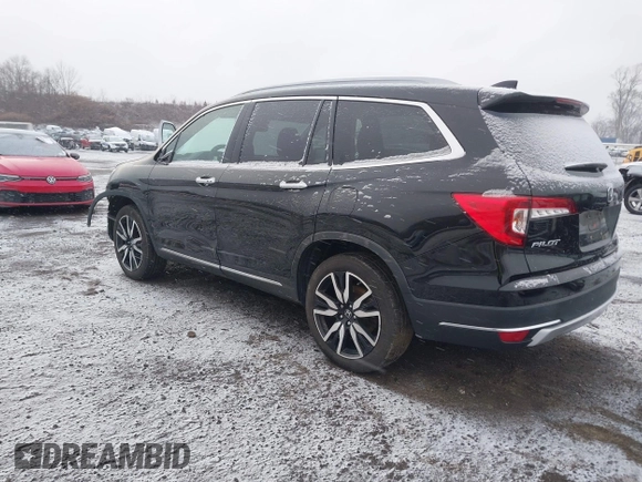 2022 Honda Pilot Touring 7-Passenger with VIN 5FNYF6H60NB005155, listed as a IAAI auction lot 41249979 with 65,712 mi miles. Bid and sale history available at carsss.com. Image 3.