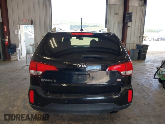 2014 Kia Sorento LX with VIN 5XYKTCA64EG541574, listed as a IAAI auction lot 42067910 with 144,234 mi miles and . Bid and sale history available at carsss.com. Image 16.