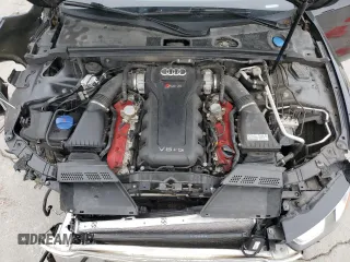 2014 Audi RS 5 z VIN WUAC6AFR4EA900833, wystawiony jako Copart lot #55972465 z przebiegiem Nie podano mil oraz Szkody całkowita. Historia ofert i sprzedaży dostępna na DreamBid. Obrazek 11.