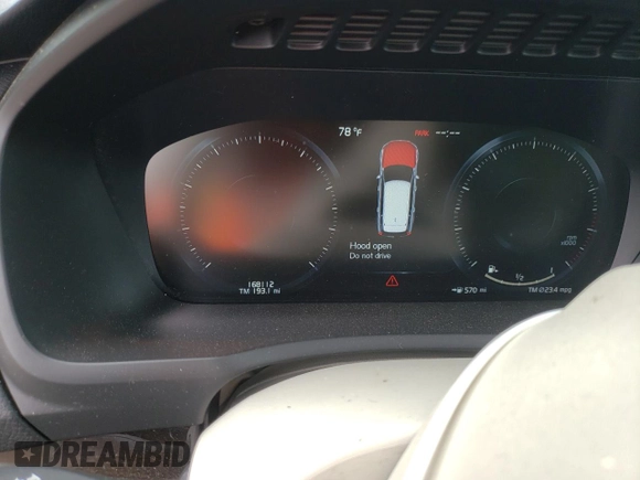 2018 Volvo XC90 Momentum с VIN YV4A22PK3J1386391, выставлен на аукционе Copart как лот 58348915 с пробегом 168 112 миль миль и Списание • Salvage title. История ставок и продаж доступна на DreamBid. Изображение 9.