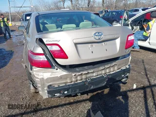 2009 Toyota Camry with VIN 4T4BE46K79R100114, listed as a IAAI auction lot 41656476 with 127,404 mi miles. Bid and sale history available at carsss.com. Image 6.