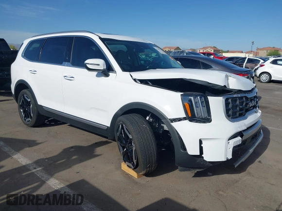 2025 Kia Telluride S with VIN 5XYP64GC2SG571197, listed as a IAAI auction lot 42255912 with 6,043 mi miles and . Bid and sale history available at DreamBid. Image 1.