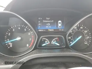 2018 Ford Escape SE z VIN 1FMCU9GD1JUC72707, wystawiony jako Copart lot #47829264 z przebiegiem 96 341 mil mil oraz Szkoda całkowita • Salvage title. Historia ofert i sprzedaży dostępna na DreamBid. Obrazek 9.