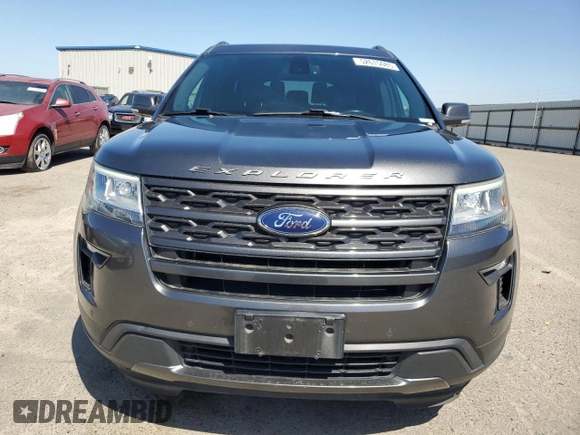 2018 Ford Explorer XLT с VIN 1FM5K7D86JGC55667, выставлен на аукционе Copart как лот 52615085 с пробегом 119 020 миль миль и Списание • Salvage title. История ставок и продаж доступна на DreamBid. Изображение 5.
