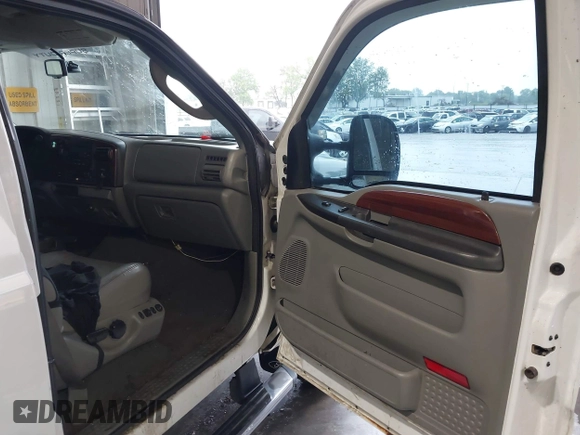 2006 Ford F-250 XL with VIN 1FTSW21566ED74556, listed as a IAAI auction lot 42366746 with 166,778 mi miles and . Bid and sale history available at DreamBid. Image 5.