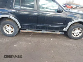 2002 Ford Explorer XLS z VIN 1FMZU72K62ZC99376, wystawiony jako IAAI lot #41721602 z przebiegiem 189 132 mil mil oraz . Historia ofert i sprzedaży dostępna na DreamBid. Obrazek 6.
