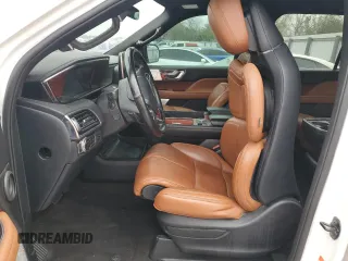 2021 Lincoln Navigator Reserve z VIN 5LMJJ2LT2MEL07612, wystawiony jako Copart lot #47704355 z przebiegiem Nie podano mil oraz Nie do naprawy • Non repairable. Historia ofert i sprzedaży dostępna na DreamBid. Obrazek 7.