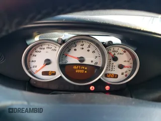 2003 Porsche Boxster S z VIN WP0CB29863U661346, wystawiony jako Copart lot #83256454 z przebiegiem 162 714 mil mil oraz Czysty tytuł • Clean title. Historia ofert i sprzedaży dostępna na DreamBid. Obrazek 9.