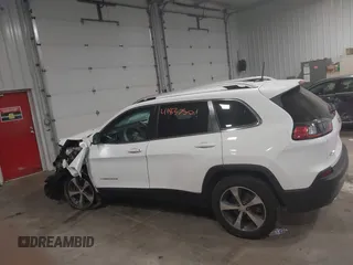 2019 Jeep Cherokee Limited with VIN 1C4PJMDXXKD258242, listed as a IAAI auction lot 41837501 with 81,156 mi miles. Bid and sale history available at carsss.com. Image 14.