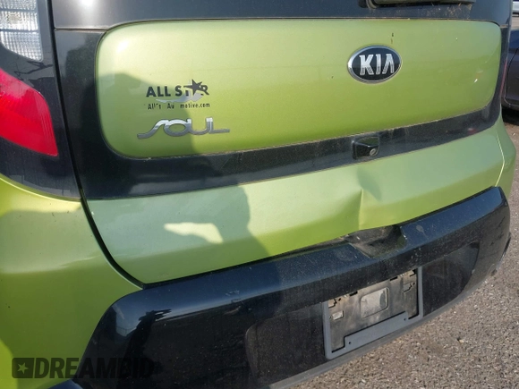 2016 Kia Soul + with VIN KNDJP3A5XG7825735, listed as a IAAI auction lot 42110380 with 268,040 mi miles. Bid and sale history available at carsss.com. Image 6.