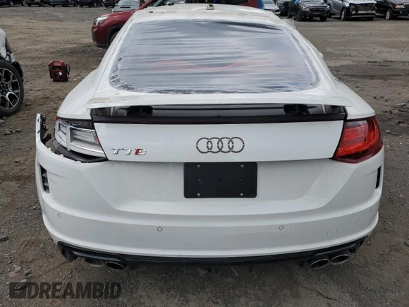 2023 Audi TTS z VIN TRUA1AFV0P1007101, wystawiony jako Copart lot #56334155 z przebiegiem 1 719 mil mil oraz Szkoda całkowita • Salvage title. Historia ofert i sprzedaży dostępna na DreamBid. Obrazek 6.