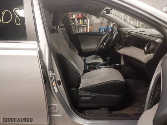 2017 Toyota RAV4 XLE with VIN 2T3RFREV3HW555319, listed as a IAAI auction lot 41946308 with 134,073 mi miles. Bid and sale history available at carsss.com. Image 5.