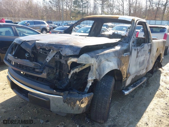 2014 Ford F-150 XL with VIN 1FTMF1CM0EKF68328, listed as a IAAI auction lot 41284742 with 1 mi miles. Bid and sale history available at carsss.com. Image 6.