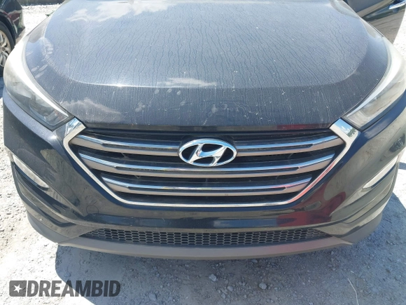 2016 Hyundai Tucson Limited with VIN KM8J33A2XGU195973, listed as a IAAI auction lot 42198560 with 111,181 mi miles. Bid and sale history available at carsss.com. Image 6.