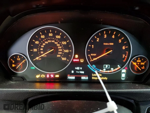 2016 BMW 3 Series 320i xDrive with VIN WBA8A3C5XGK689730, listed as a Copart auction lot 41917085 with 79,668 mi miles and Salvage Title. Bid and sale history available at DreamBid. Image 9.