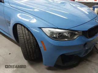 2015 BMW M3 с VIN WBS3C9C5XFP803102, выставлен на аукционе IAAI как лот 41616127 с пробегом 44 538 миль миль и . История ставок и продаж доступна на DreamBid. Изображение 6.