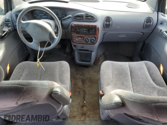 2000 Chrysler Town & Country LX z VIN 1C4GP44G2YB717718, wystawiony jako Copart lot #44685025 z przebiegiem 188 889 mil mil oraz Szkoda całkowita • Salvage title. Historia ofert i sprzedaży dostępna na DreamBid. Obrazek 8.