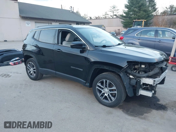 2018 Jeep Compass Altitude with VIN 3C4NJDBB9JT115080, listed as a IAAI auction lot 40751109 with 104,129 mi miles and . Bid and sale history available at carsss.com. Image 1.