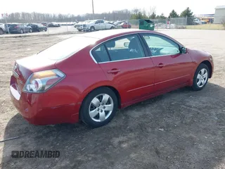 2007 Nissan Altima 2.5 with VIN 1N4AL21E87N414518, listed as a IAAI auction lot 41788225 with 172,013 mi miles. Bid and sale history available at carsss.com. Image 4.