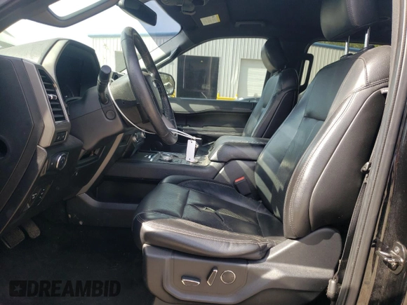 2018 Ford Expedition Max XLT with VIN 1FMJK1JT9JEA26531, listed as a Copart auction lot 46578355 with 121,898 mi miles and Salvage title. Bid and sale history available at DreamBid. Image 7.