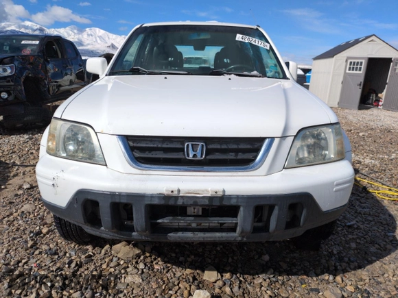 2000 Honda CR-V SE with VIN JHLRD1879YS016641, listed as a Copart auction lot 42824175 with 149,915 mi miles and Salvage Title. Bid and sale history available at carsss.com. Image 5.