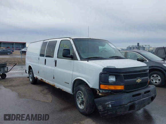 2004 Chevrolet Express Cargo Van with VIN 1GCGG29V441244822, listed as a IAAI auction lot 41636561 with 1 mi miles. Bid and sale history available at carsss.com. Image 1.