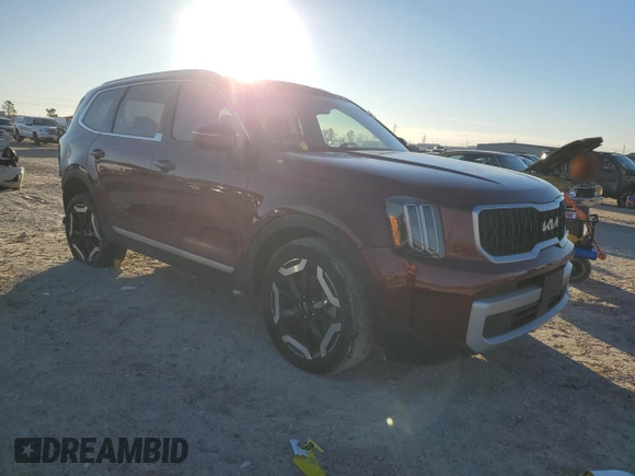 2024 Kia Telluride EX with VIN 5XYP34GC5RG482310, listed as a Copart auction lot 87464404 with 15,146 mi miles and Salvage Title. Bid and sale history available at DreamBid. Image 4.