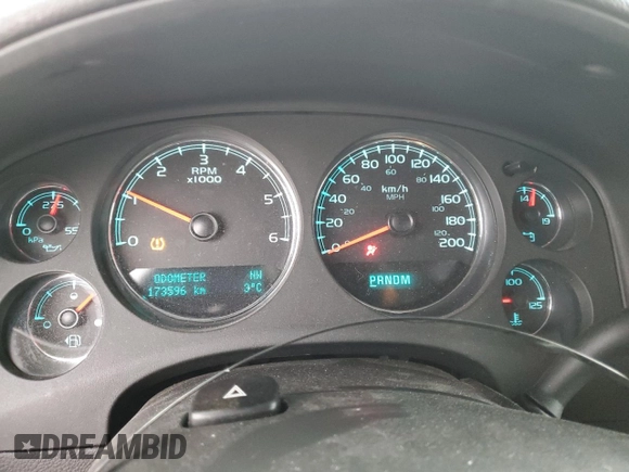 2010 Chevrolet Avalanche with VIN 3GNVKGE24AG273420, listed as a Copart auction lot 86592044 with 173,596 mi miles and Non Repairable. Bid and sale history available at DreamBid. Image 9.