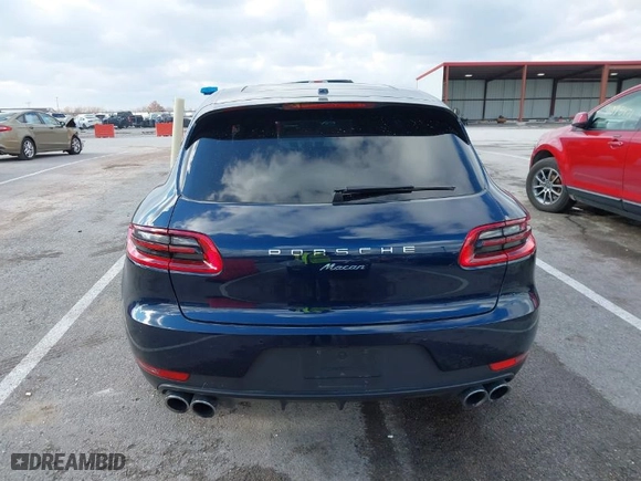 2018 Porsche Macan with VIN WP1AA2A53JLB21062, listed as a IAAI auction lot 41066589 with 53,013 mi miles. Bid and sale history available at carsss.com. Image 16.