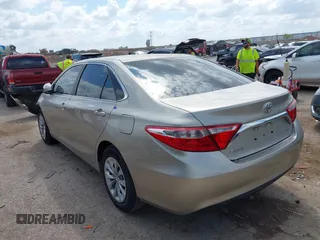 2017 Toyota Camry XLE with VIN 4T1BF1FK0HU288396, listed as a IAAI auction lot 41898907 with 88,043 mi miles. Bid and sale history available at carsss.com. Image 3.