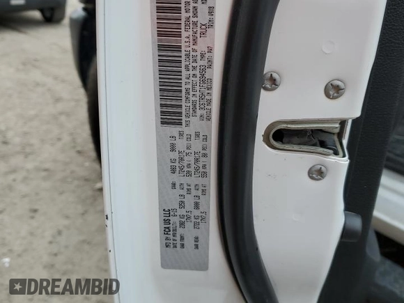 2015 Ram 2500 Tradesman with VIN 3C6TR5HT1FG694563, listed as a Copart auction lot 84632584 with 89,829 mi miles and Clean title. Bid and sale history available at DreamBid. Image 12.