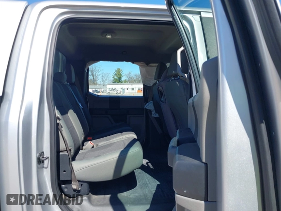 2016 Ford F-150 XLT with VIN 1FTEW1EPXGFC66567, listed as a IAAI auction lot 41801117 with 147,600 mi miles. Bid and sale history available at carsss.com. Image 8.
