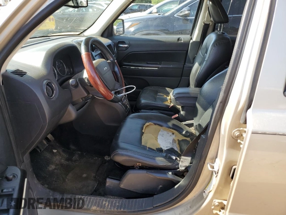2009 Jeep Patriot Limited with VIN 1J4FT48B99D146489, listed as a Copart auction lot 52484925 with 251,986 mi miles and Salvage title. Bid and sale history available at DreamBid. Image 7.