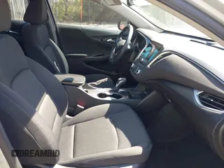 2022 Chevrolet Malibu LT with VIN 1G1ZD5ST9NF142666, listed as a IAAI auction lot 41892217 with 56,398 mi miles and . Bid and sale history available at DreamBid. Image 5.