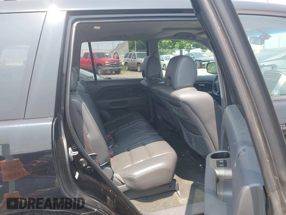 2007 Honda Pilot EX-L с VIN 2HKYF18537H525087, выставлен на аукционе IAAI как лот 42463745 с пробегом 228 196 миль миль и . История ставок и продаж доступна на DreamBid. Изображение 8.