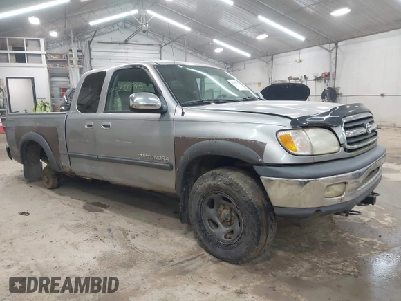 2001 Toyota Tundra SR5 with VIN 5TBBT441215169714, listed as a IAAI auction lot 42121755 with 130,202 mi miles and . Bid and sale history available at carsss.com. Image 1.
